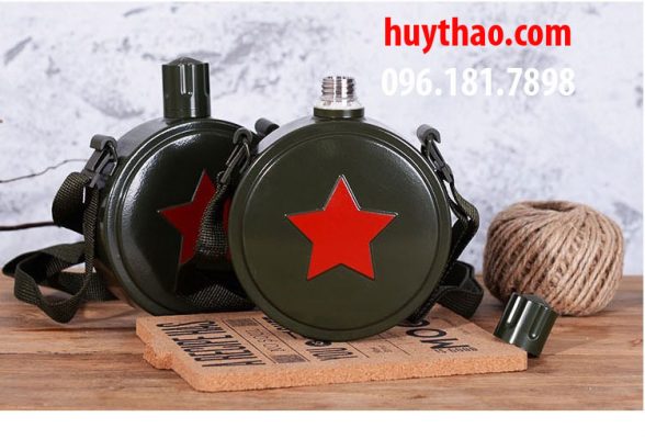 Bình tông inox đựng rươu 800ml kèm túi vải dù